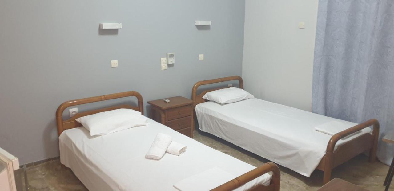 Pansion Marousa Méthana Zewnętrze zdjęcie